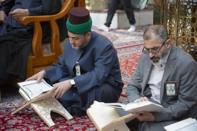 المجمع العلمي يواصل عقد جلساته القرآنية التعليمية للزائرين