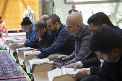 المجمع العلمي يواصل عقد جلساته القرآنية التعليمية للزائرين