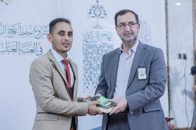 قسم التطوير ينظّم اجتماعًا مفتوحًا لعرض ما أنجزه في برنامج حفظ نهج البلاغة