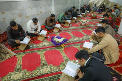 المجمع العلمي يواصل تنظيم برنامج الختمات الرمضانية في النجف الأشرف