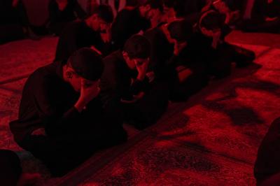 طلبة الحفظ يستذكرون سيرة حياة الإمام علي (عليه السلام) بإقامة مجلس عزاء