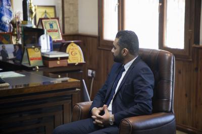 العتبة العبّاسية تقدّم دعوة لكلية الحلّة الجامعة للمشاركة في حفل التخرّج المركزي للطلبة