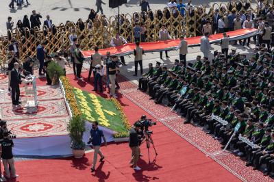 أكثر من (4500) طالب جامعي يؤدون قسم تخرجهم عند مرقد أبي الفضل العباس (عليه السلام)