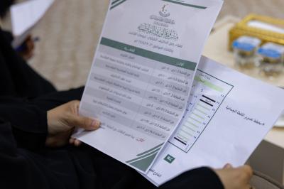 الشعب النسويّة في العتبة العبّاسيّة تعقد اجتماعًا عن حفل الورود الفاطميّة
