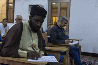 المجمع العلمي يجري اختباراته للمشاركين في مشروع التعليم القرآني المستمر