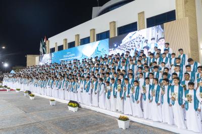 بمشاركةِ نحو (500) متعلّمٍ من مجموعة العميد.. المكلفون يردّدون نشيد التكليف