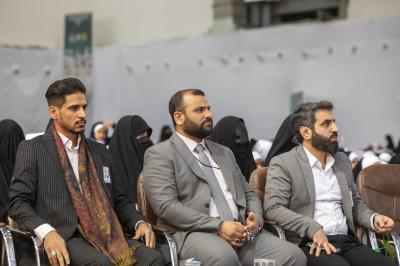 حفل التكليف الشرعيّ لطالبات المدارس يشهد عرض فيلمٍ تعريفي حول مشروع (الورود الفاطمية)