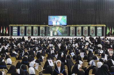تربويون: مشروع الورود الفاطمية ينتج جيلاً محتشماً ملتزماً بالحجاب وتعاليم الدين الإسلامي