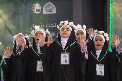 تربويون: مشروع الورود الفاطمية ينتج جيلاً محتشماً ملتزماً بالحجاب وتعاليم الدين الإسلامي