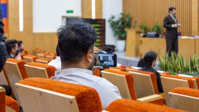 في جامعة الكفيل.. المؤتمر الطلابي الرابع يشهد مناقشة للأبحاث القانونية
