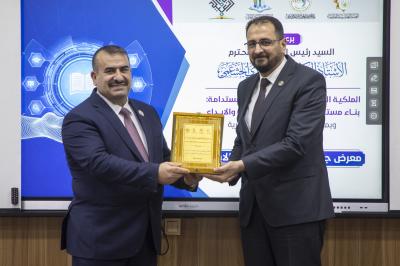 جامعة بابل: معرض العميد فرصة للقاء بين الأساتذة والتعرّف على ابتكاراتهم