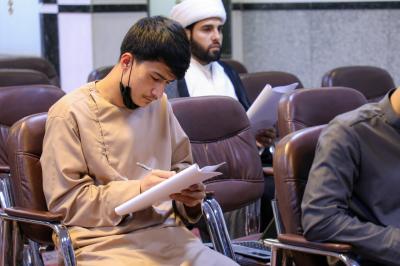 المجمع العلمي يواصل دورة إعداد أساتذة قرآنيّين في النجف الأشرف