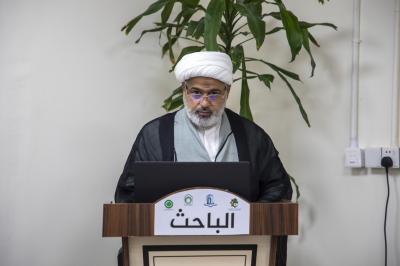 أكاديمية التطوير الإداري تجري المناقشات الأولية لبحوث طلبتها المتخرجين