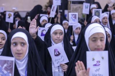 أكثر من (300) طالبة يرددن عهد التكليف الشرعي في عين التمر