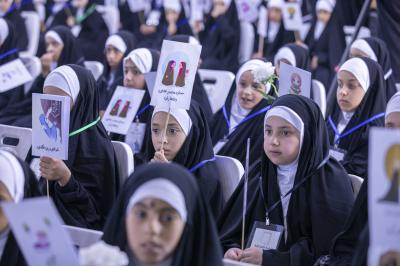 أولياء الأمور: حفل الورود الفاطميّة للتكليف الشرعيّ له أثرٌ إيجابي في نفوس بناتنا المكلّفات