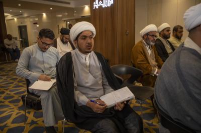 قسم الشؤون الفكرية يواصل تقديم محاضرات الدورة المهدوية الأولى 