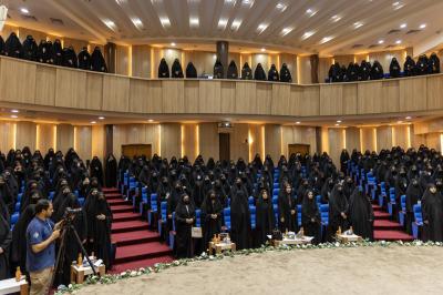  قراءة في كتاب (رسالة المرأة في الحياة) بيّنت معنى التكامل والاختلاف ودور المرأة