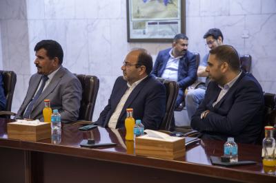 وفد العتبة العباسية يصل إلى ميسان ويعقد اجتماعاً مع حكومتها المحلية
