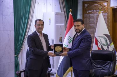 وفد العتبة العباسية يصل إلى ميسان ويعقد اجتماعاً مع حكومتها المحلية
