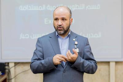 قسم التطوير ينظم دورة حول المهارات الأساسية لبرنامج الأكسل للمنتسبين