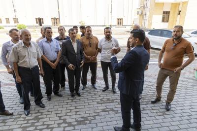 وفد تربوي من بابل يشيد بالأساليب التعليمية المتبعة في مجموعة العميد التعليمية