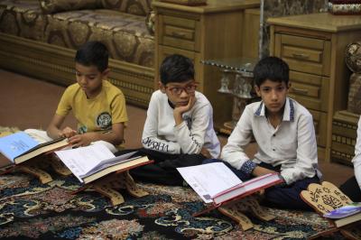 طلبة الدورات الصيفية يتلقون الدروس القرآنية في 218 مسجدًا بكربلاء