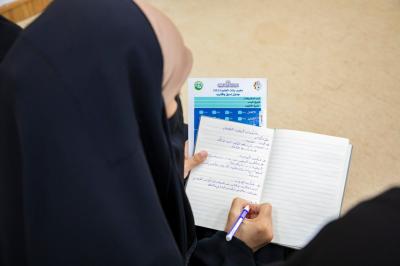 انطلاق فعاليات اليوم الثاني من مخيم بنات العقيدة بمشاركة (260) متطوعة