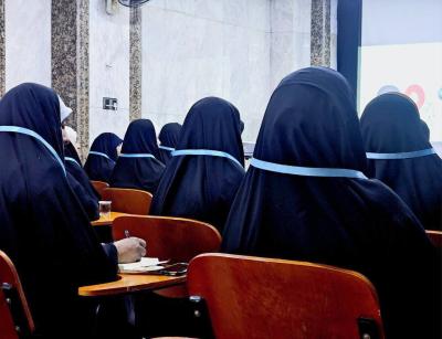 شعبة التوجيه الديني النسوي تقدم محاضرة لوفد نسوي من نقابة المعلمين