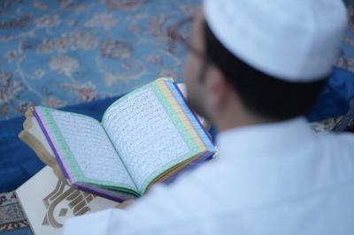 المجمع العلمي ينظم محفل منابر النور للمشاركين في مشروع أمير القراء