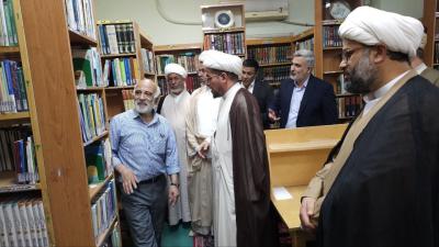 وفد المراكز التراثية يجري جولة علمية ومعرفية في إيران