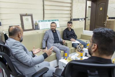 المجمع العلمي يناقش متطلّبات تسلّمه مشروع مقرأة القرآن الكريم الرقمية من جامعة تكنولوجيا المعلومات