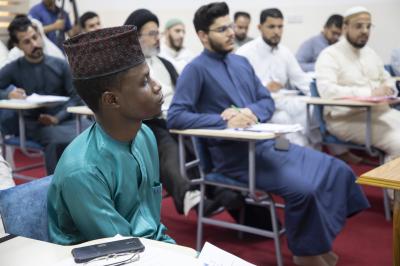 مركز دار العلم للدراسات العقدية والتاريخية يقدم أبحاثًا علمية متطورة بأسلوب جديد