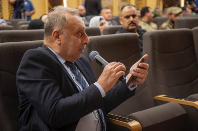 باحث يقدم دراسة عن دور المرجعية في الدفاع عن العراق وبنائه