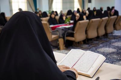  شعبة مدارس الكفيل الدّينيّة النّسويّة تنظّم حلقة نقاشيّة تحت عنوان "مشكلة وحلول"