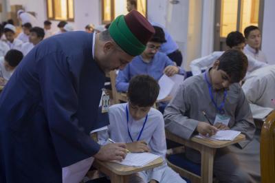 المجمع العلمي يجري الاختبارات النهائية لطلبة الدورات القرآنية الصيفية في كربلاء