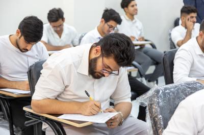 جامعة الكفيل تطلق امتحانات الدور الثاني لطلبة كلياتها