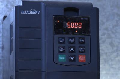 شركة الكفيل تنقل تجربتها في استخدام الطاقة البديلة لعددٍ من المؤسّسات الحكومية