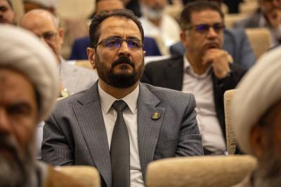 باحث يقدم دراسة دلالية في فضاءات التربية الأدبية والثقافية