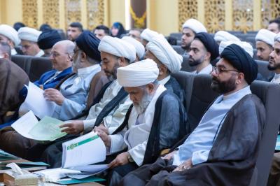 مركز الصّادقين: خمسةَ عشرَ بحثًا تقدّمت للمشاركة في مؤتمر الإمام الباقر (عليه السّلام)