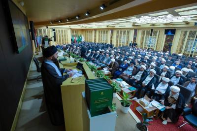 مركز الصّادقين: خمسةَ عشرَ بحثًا تقدّمت للمشاركة في مؤتمر الإمام الباقر (عليه السّلام)