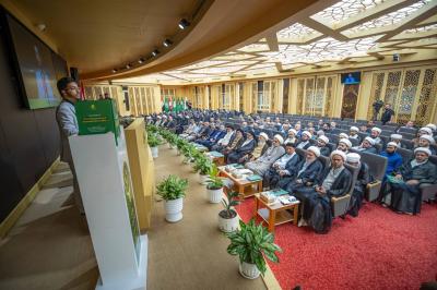 شاعرة لبنانية تثني على جهود العتبة العباسية في تنظيم فعاليات أسبوع الإمامة والعناية بمؤتمراته العلمية