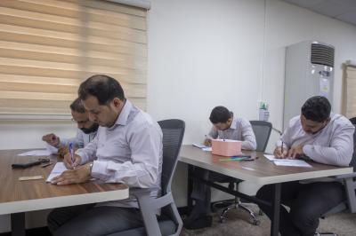 قسم التطوير يُجري الاختبارات النهائية لطلبة أكاديمية التطوير الإداريّ