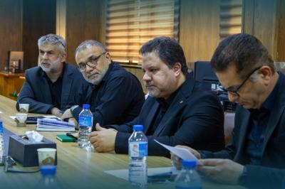جمعية العميد تعقد اجتماعها الأسبوعي لمناقشة أنشطتها العلمية