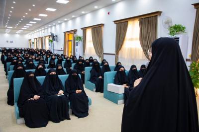 المشاركات في مخيم بنات العقيدة يُشدن ببرامجه وورشه الثقافية والعلمية المتنوعة
