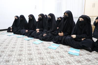 معهد القرآن الكريم النسوي يجري الاختبارات النهائية لطالبات الدورات الصيفية في النجف الأشرف