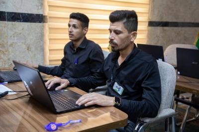 قسم التطوير يقيم دورة تدريبية لملاكاته عن العمل على منصة كانفا