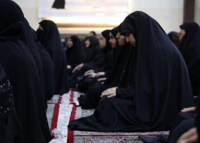 شعبة الخطابة الحسينية النسوية تقيم مجلس عزاء في مجمع الشيخ الكليني
