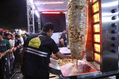 مواكب خدمية ومحطات ثقافية لقسم المعارف في مختلف طرق سير زائري الأربعين