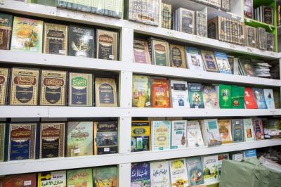 قسم الشؤون الفكرية: معرض الكتاب الدائم محطة ثقافية لنشر الوعي بين الزائرين