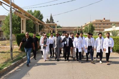 كلية الصيدلة بجامعة الكفيل تنظم زيارة علمية إلى معمل أدوية سامراء